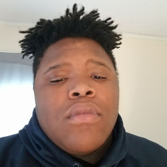 Meet your Posher, Julian - Picture 1 of 1